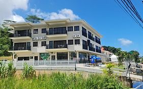 B Holiday Apartments