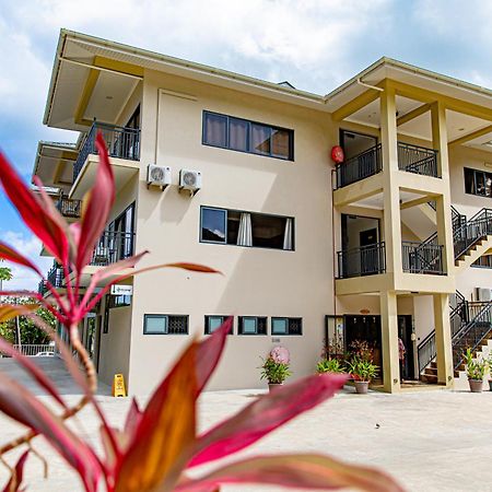 B Holiday Apartments Бо-Валлон Экстерьер фото