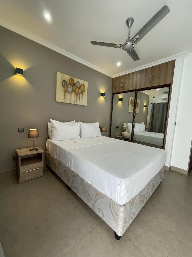 B Holiday Apartments Бо-Валлон Экстерьер фото