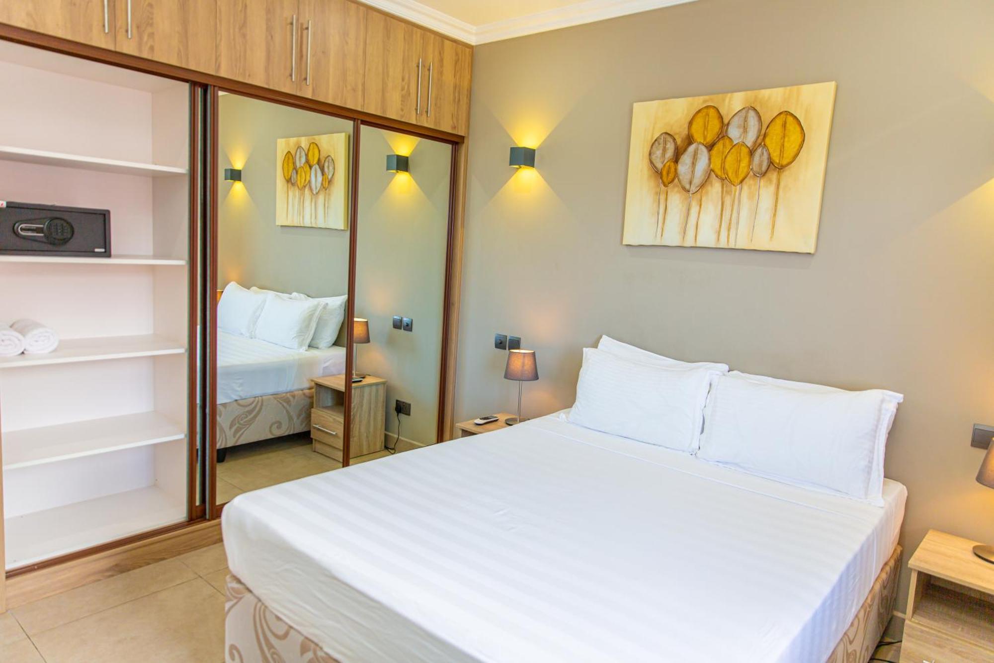 B Holiday Apartments Бо-Валлон Экстерьер фото